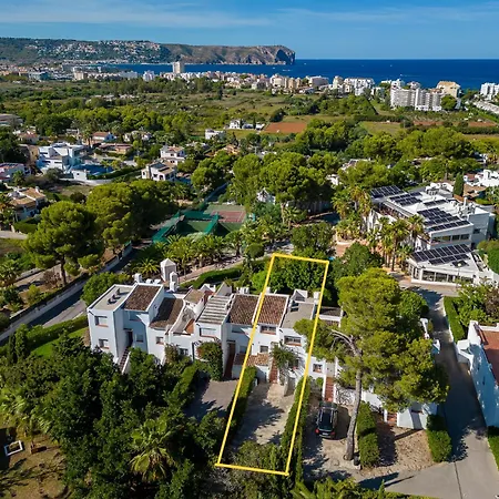 Blanca Situated In A Luxurious Spa Villa *